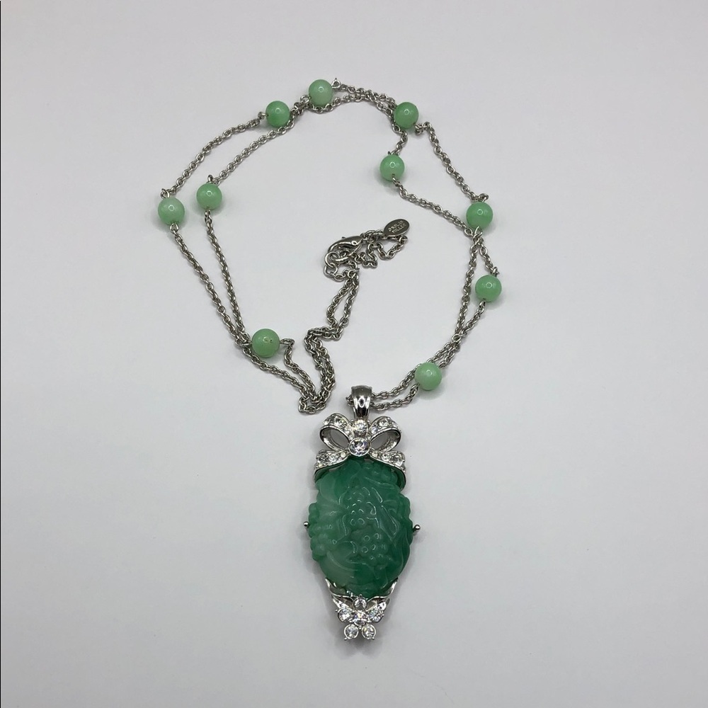 Nolan Miller Faux Jade Carved Pendant Chain Bead Necklace Long Statement Look.